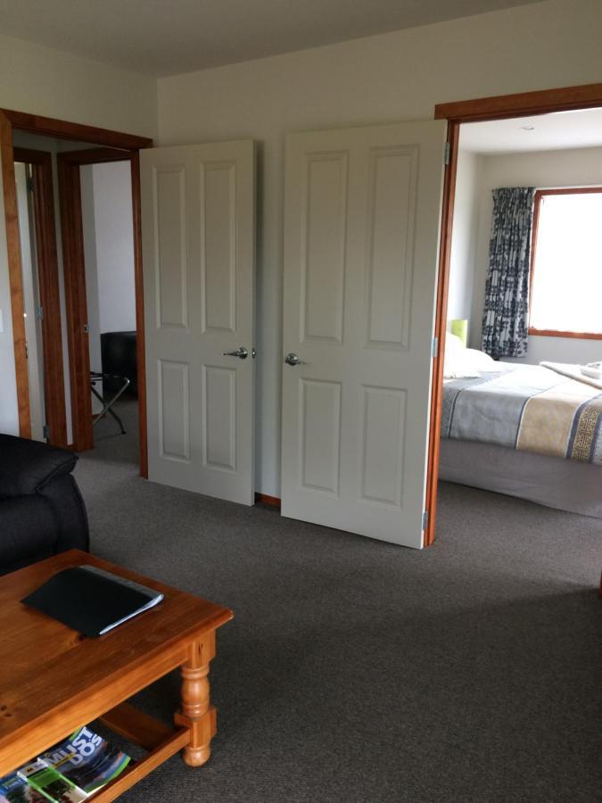 Acheron Cottages Manapouri Exterior photo
